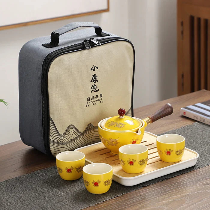 TeaVoyage 360° - The Portable Tea Maker Set with 4 Cups and Travel Bag