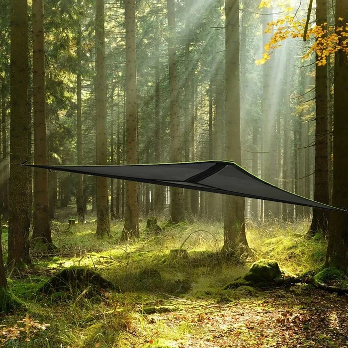 SkyNest - Portable Camping Triangle Hammock