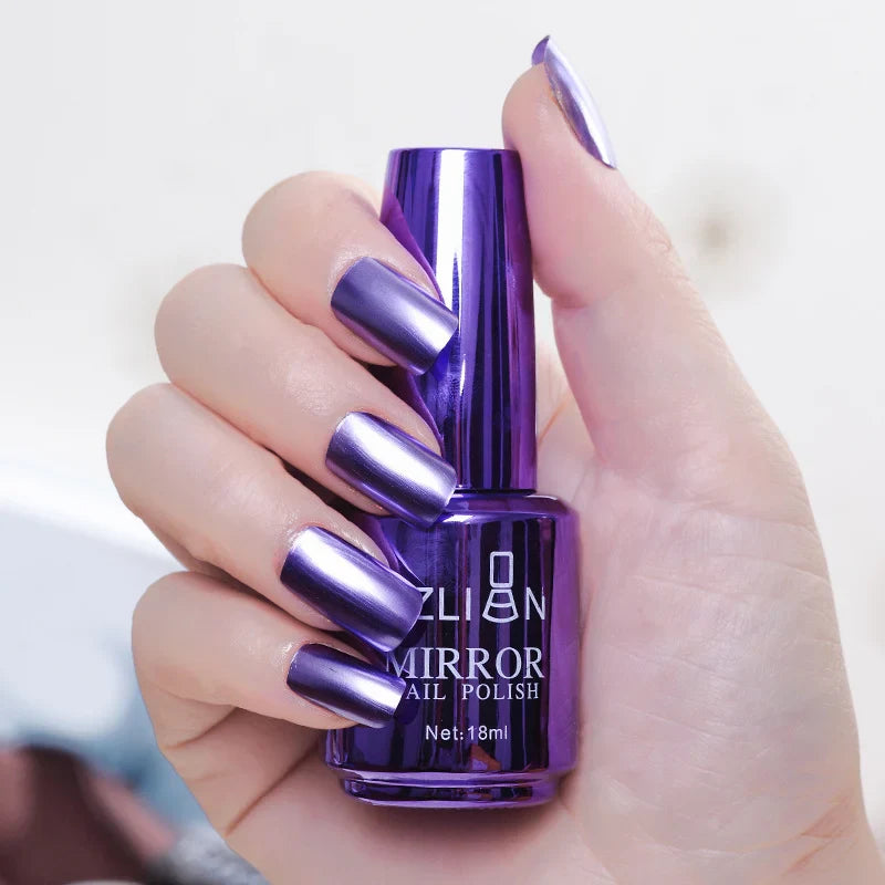 MirrorGlow Metallic Nail Polish