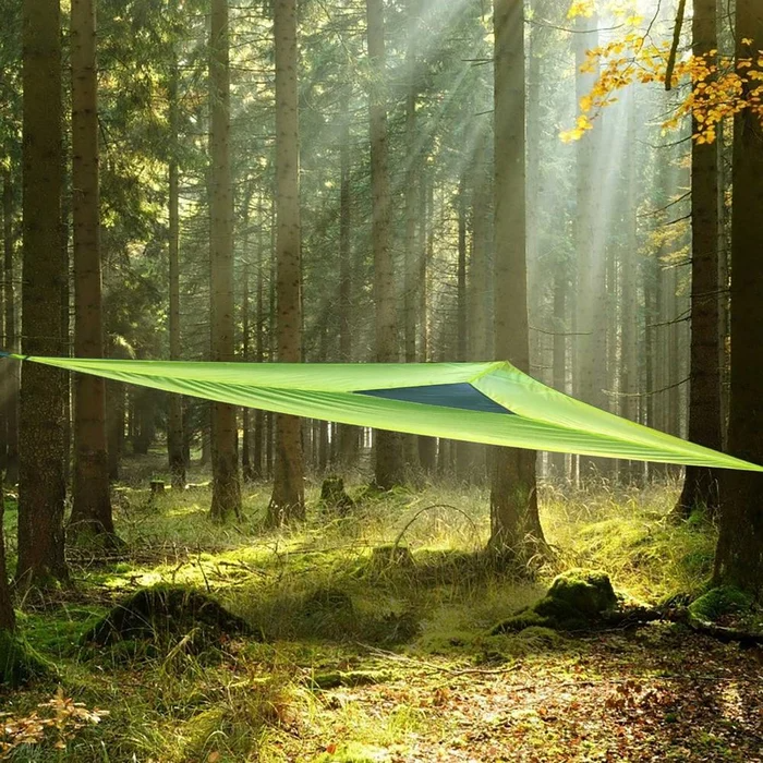 SkyNest - Portable Camping Triangle Hammock